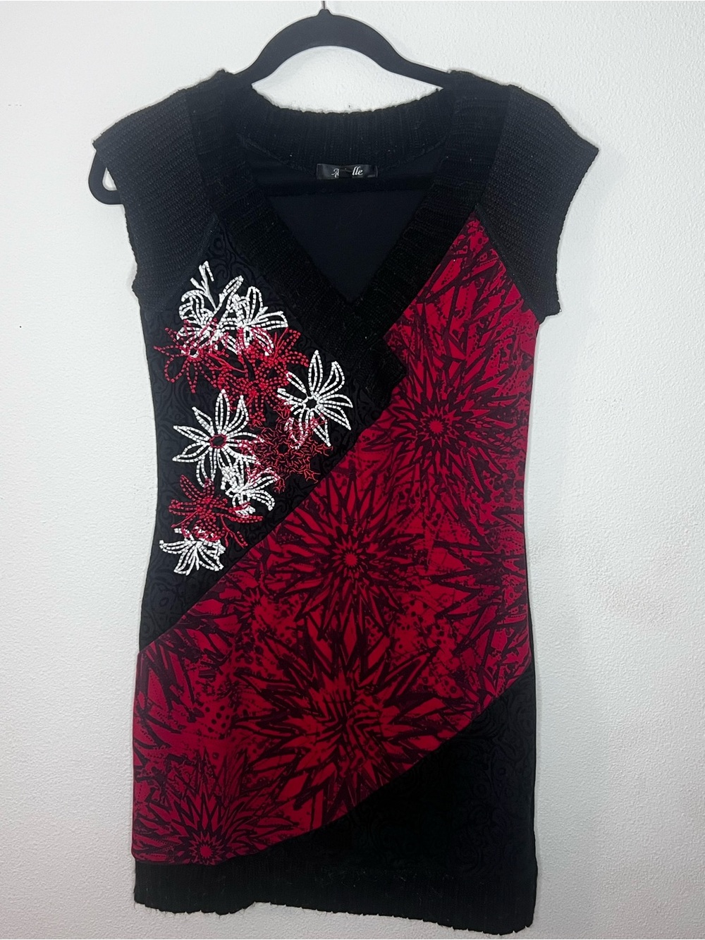 AC Belle Black and Red Floral Embellished V-Neck Mini Dress-78